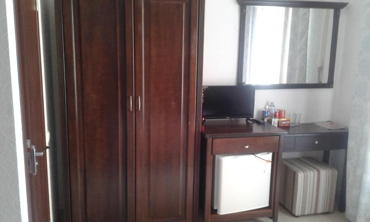 Гостевой дом Mari Hotel Мариуполь-6